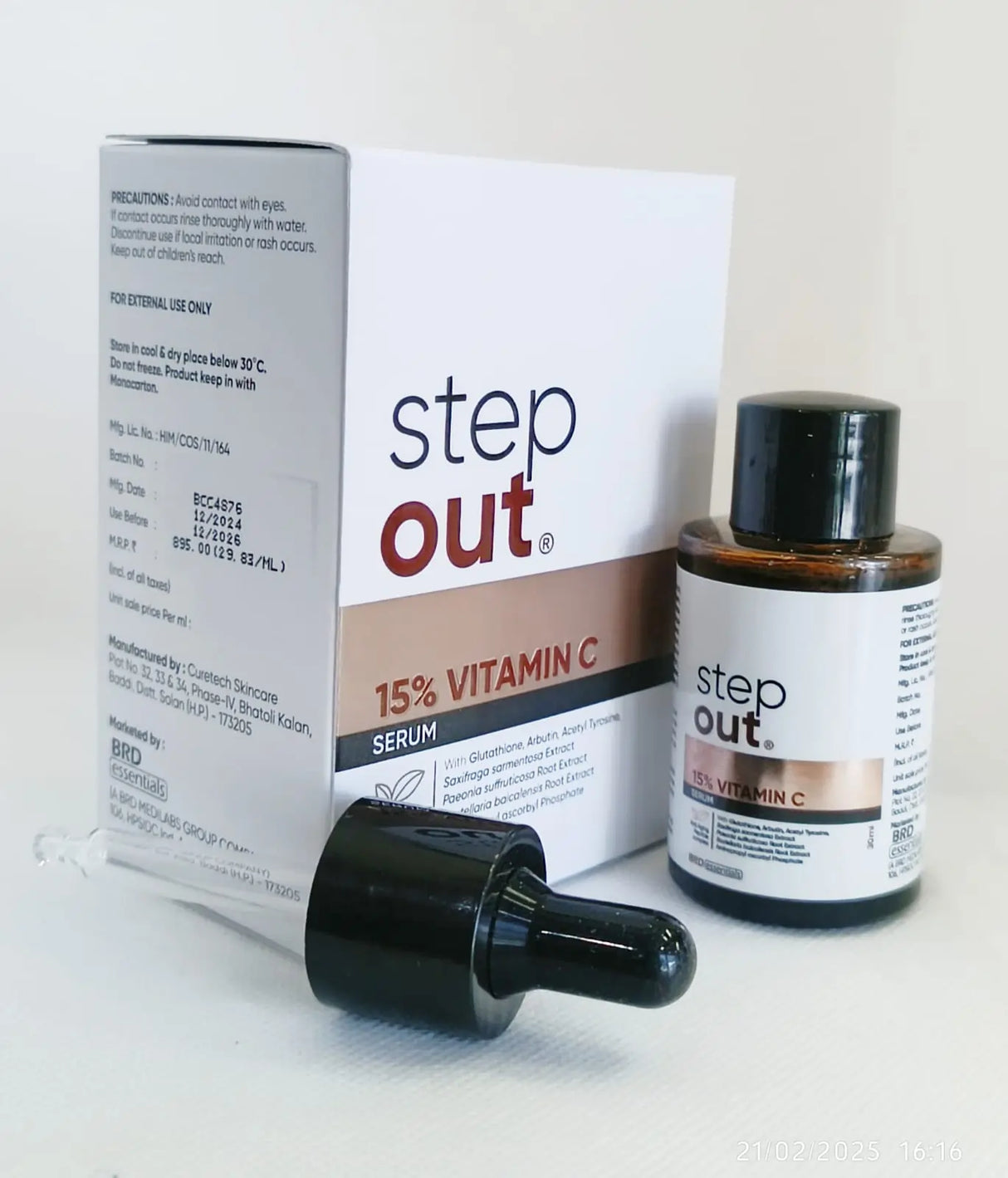 Step Out 15% Vitamin C serum bottle
